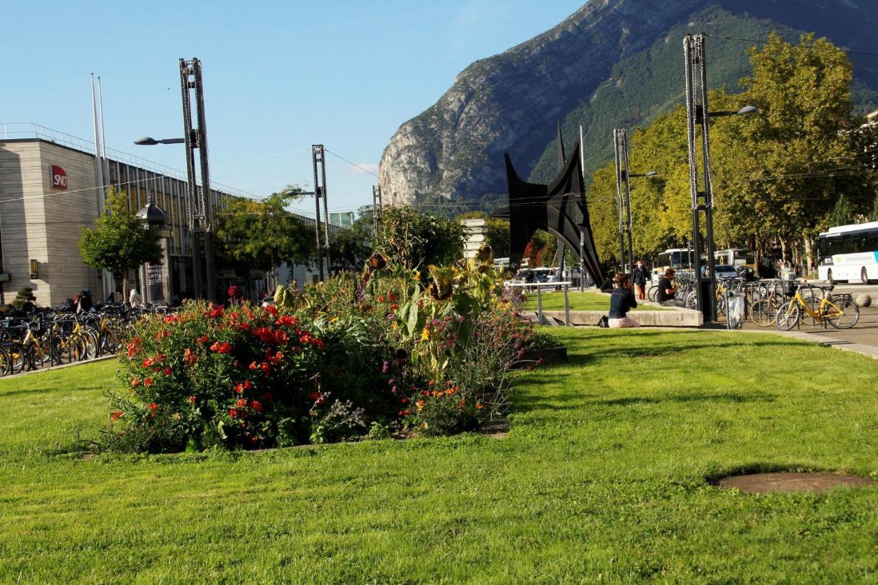 Grenoble Hyper-Centre + Wifi + Netflix Apartment Ngoại thất bức ảnh